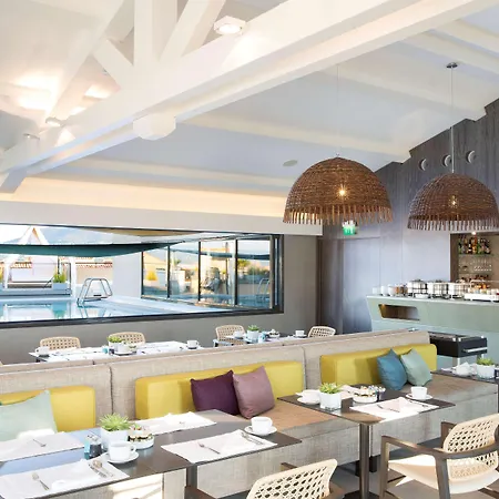 巴黎圣特罗佩兹酒店 酒店