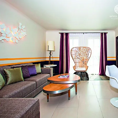 巴黎圣特罗佩兹酒店