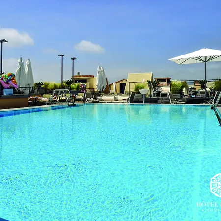 巴黎圣特罗佩兹酒店 酒店