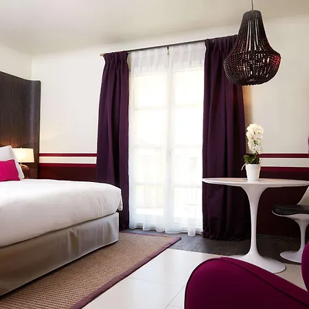 Hotel De Paris 5*
