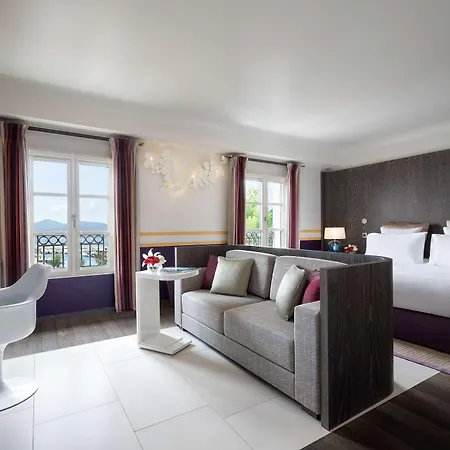 De Paris Saint-Tropez