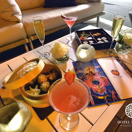 De Paris Saint-Tropez