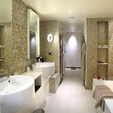 Hotell De Paris 5*