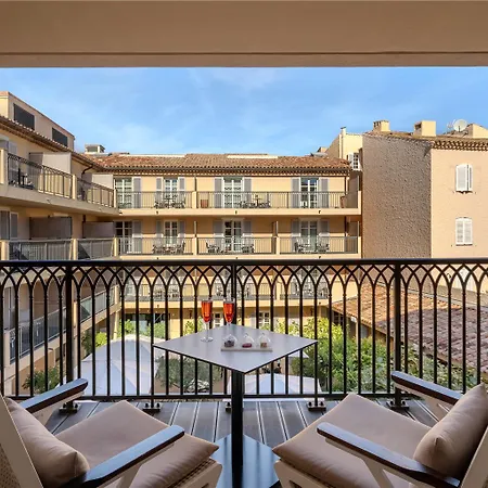 دو باريس سانت-تروبيه 5* سان تروبيه